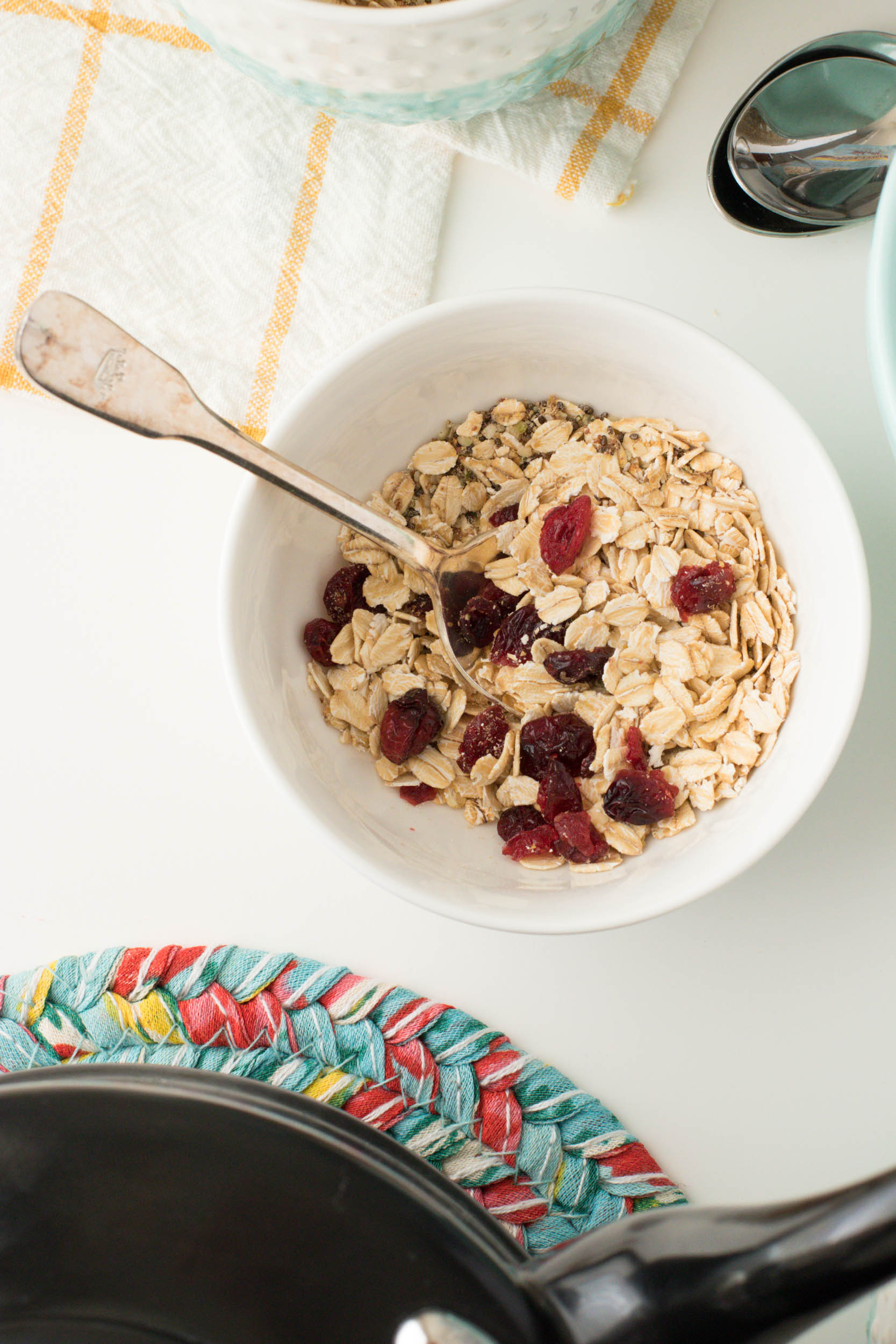 lover la wonder oats oatmeal with dried cranberries